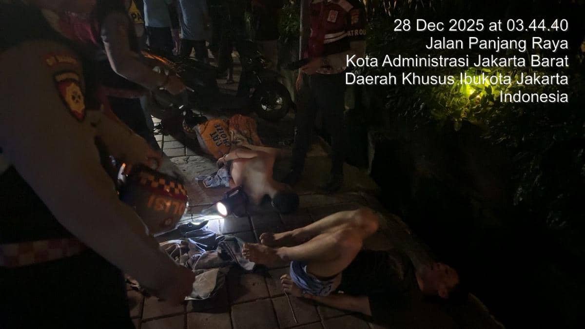 Polisi Tangkap 2 Warga Lampung Bawa Senjata Api Rakitan di Jakbar