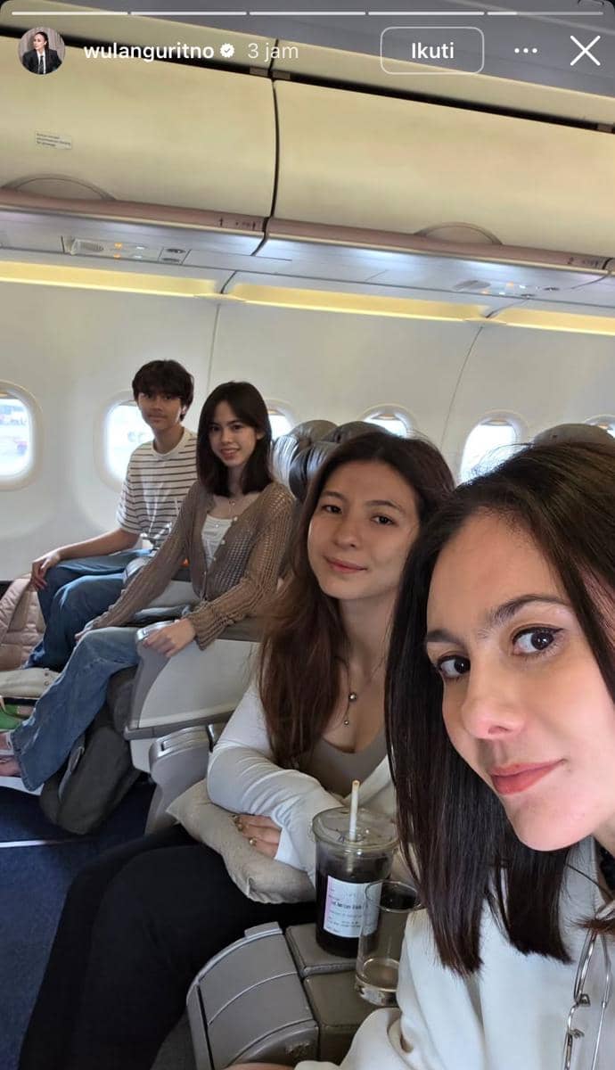 potret seleb single mom liburan bareng anak