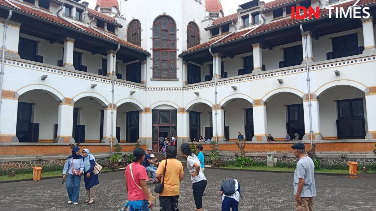 Turis asal Kalbar Loncat dari Lantai 2 Lawang Sewu Semarang: Patah Kaki