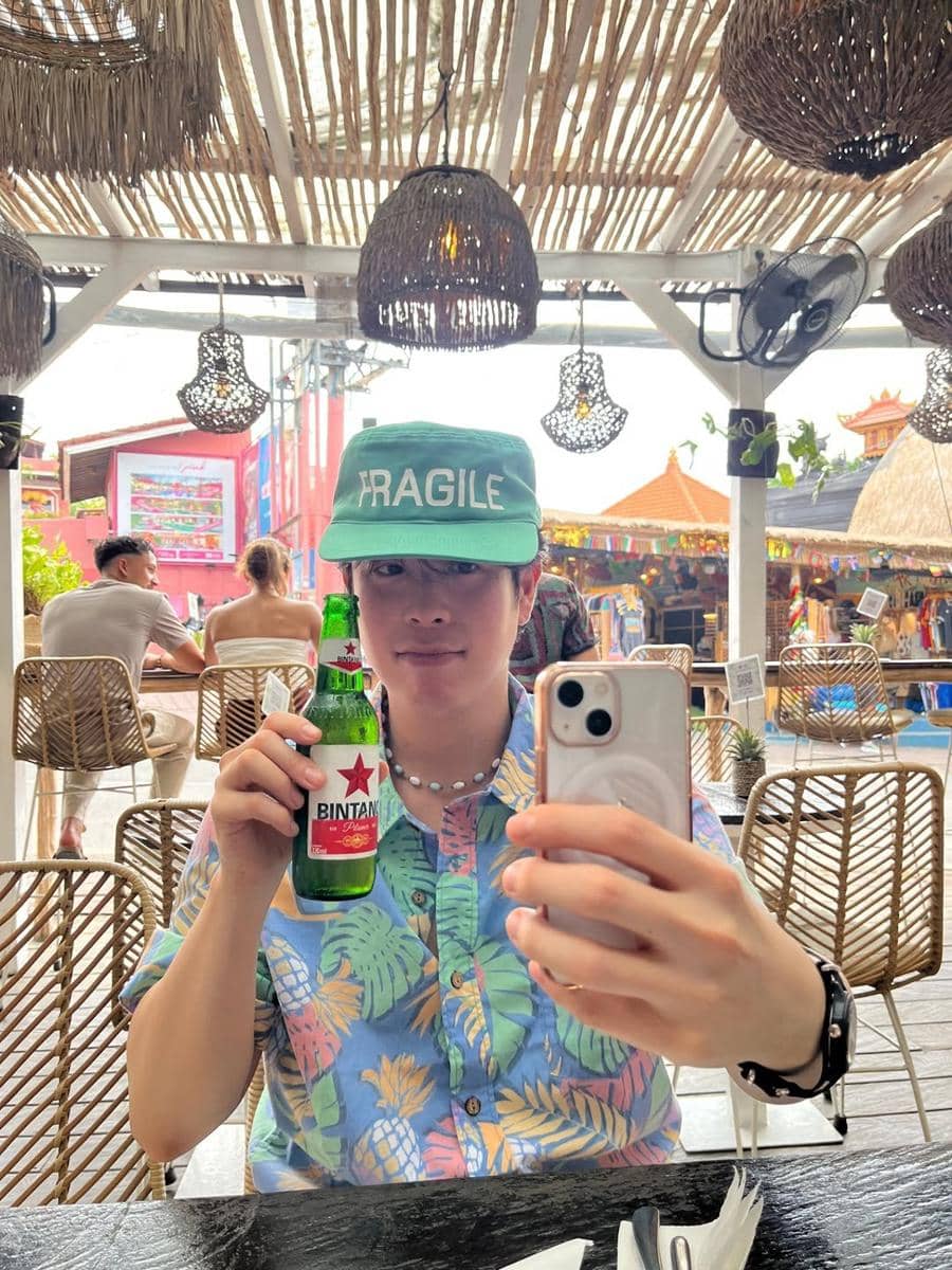 potret P.O Block B liburan di Bali