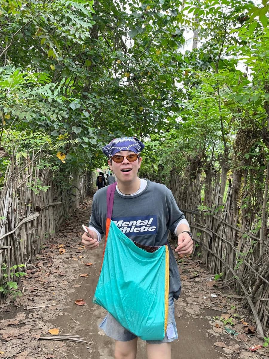 potret P.O Block B liburan di Gili Trawangan