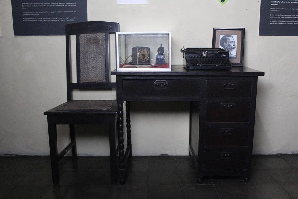 salah satu koleksi Museum Dewantara Kirti Griya, Yogyakarta