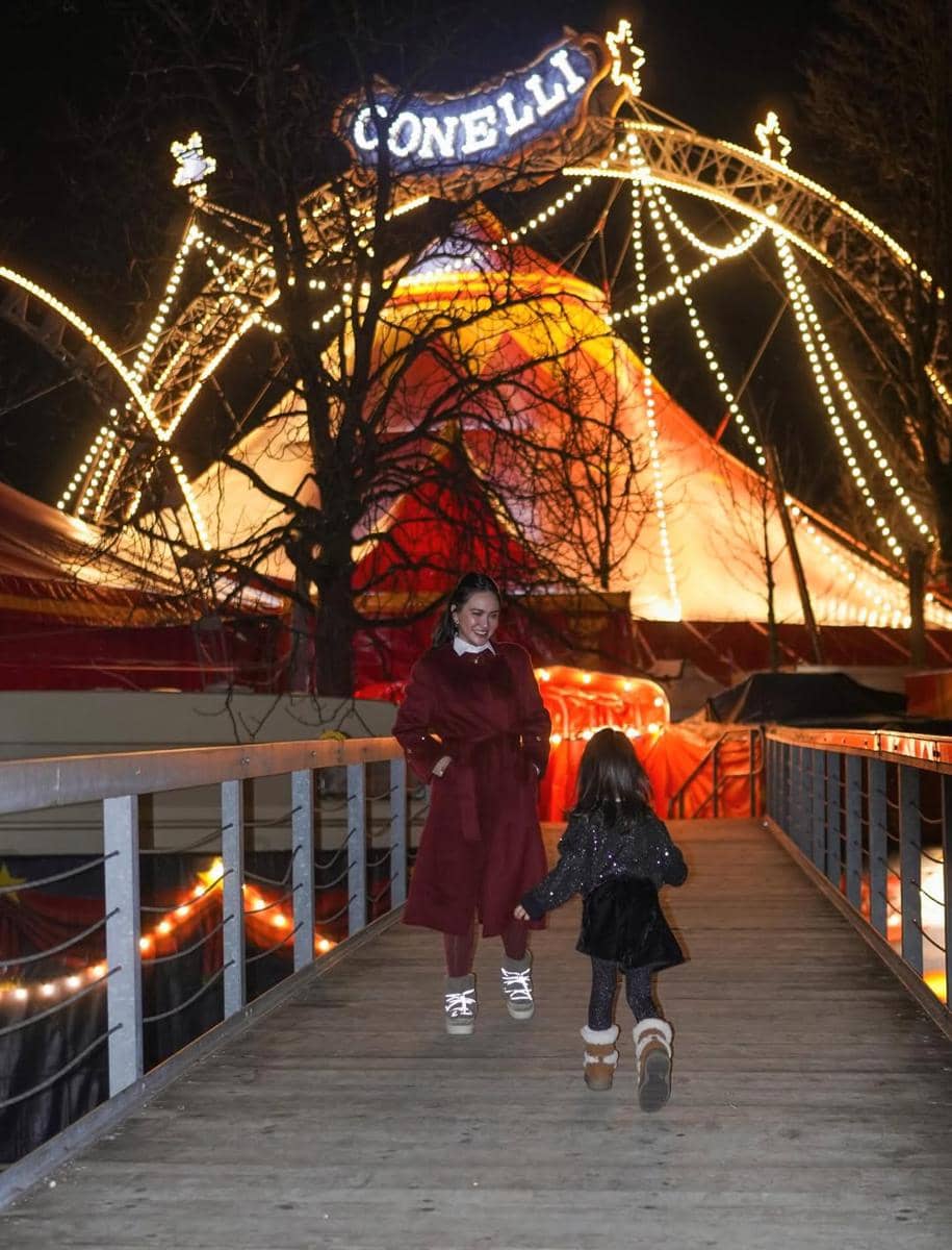 Shandy Aulia dan Claire nonton sirkus di Zurich.