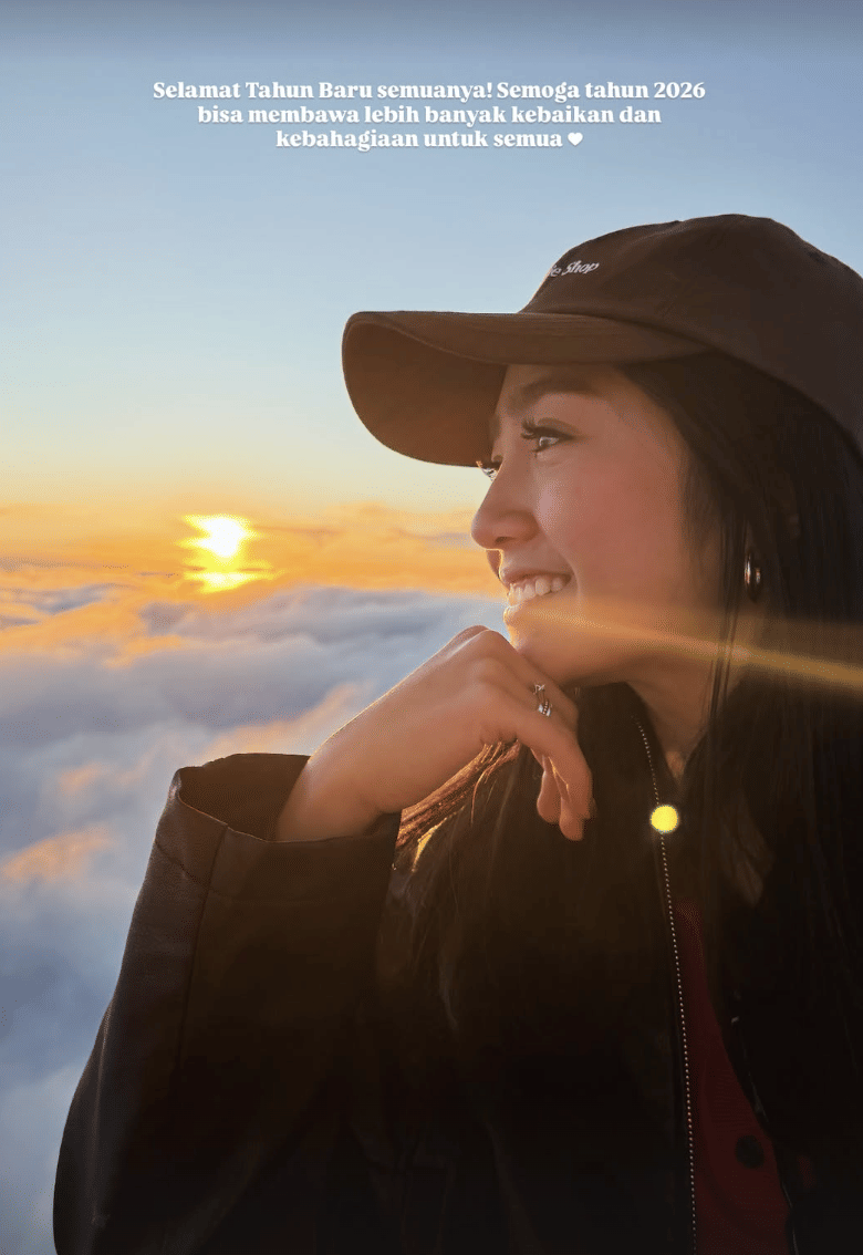 momen artis tahun baru di luar negeri