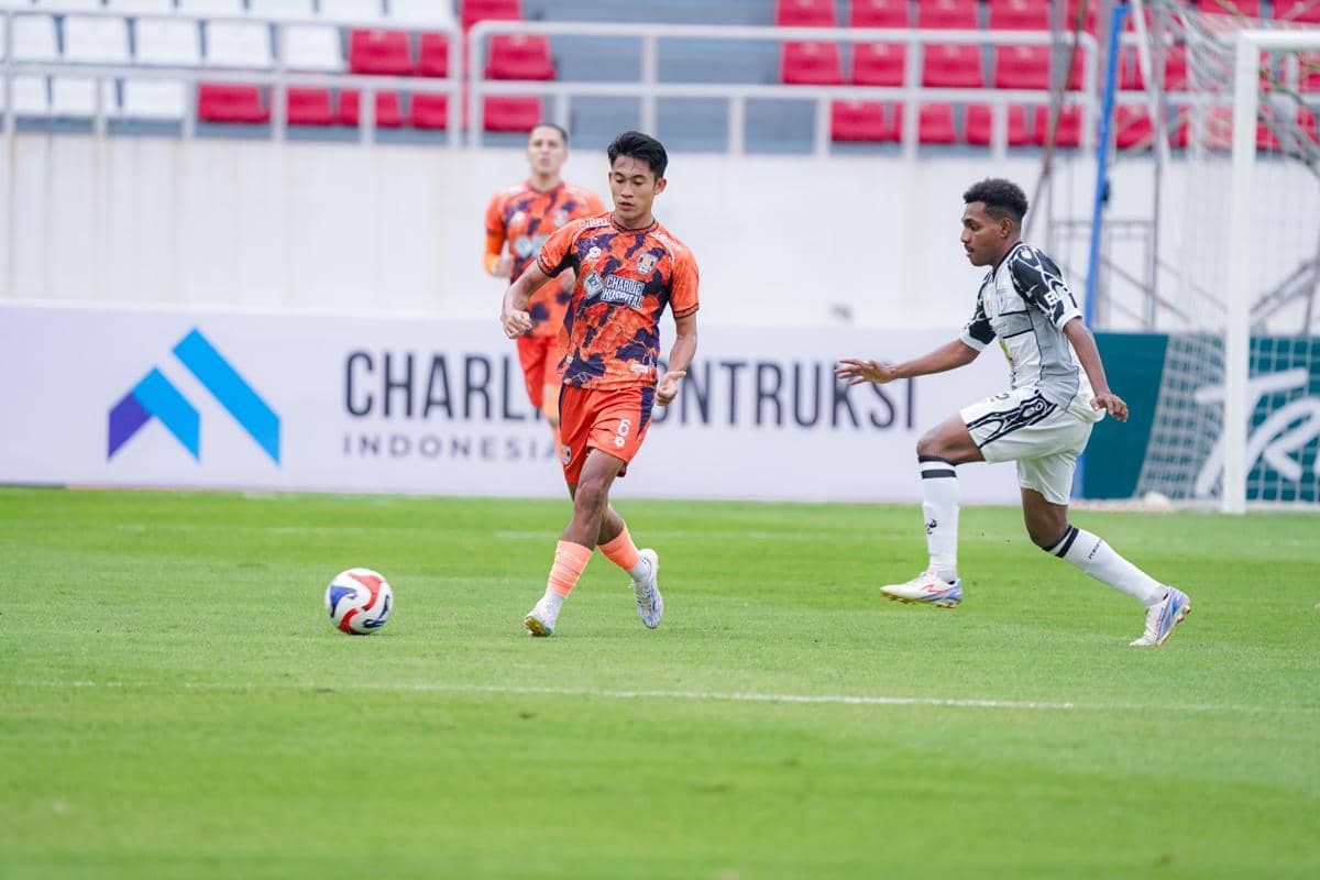 Pemain gelandang Kendal Tornado FC, Aprianto. (dok. KTFC)