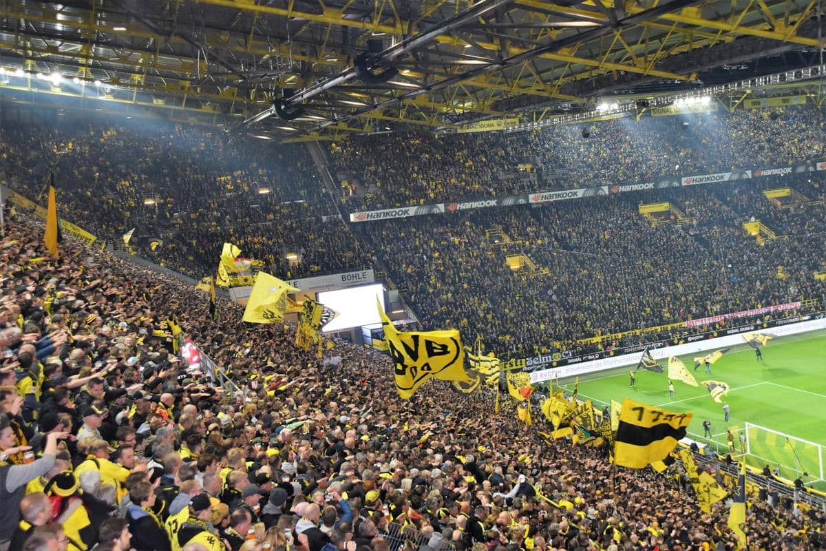 potret suporter Borussia Dortmund