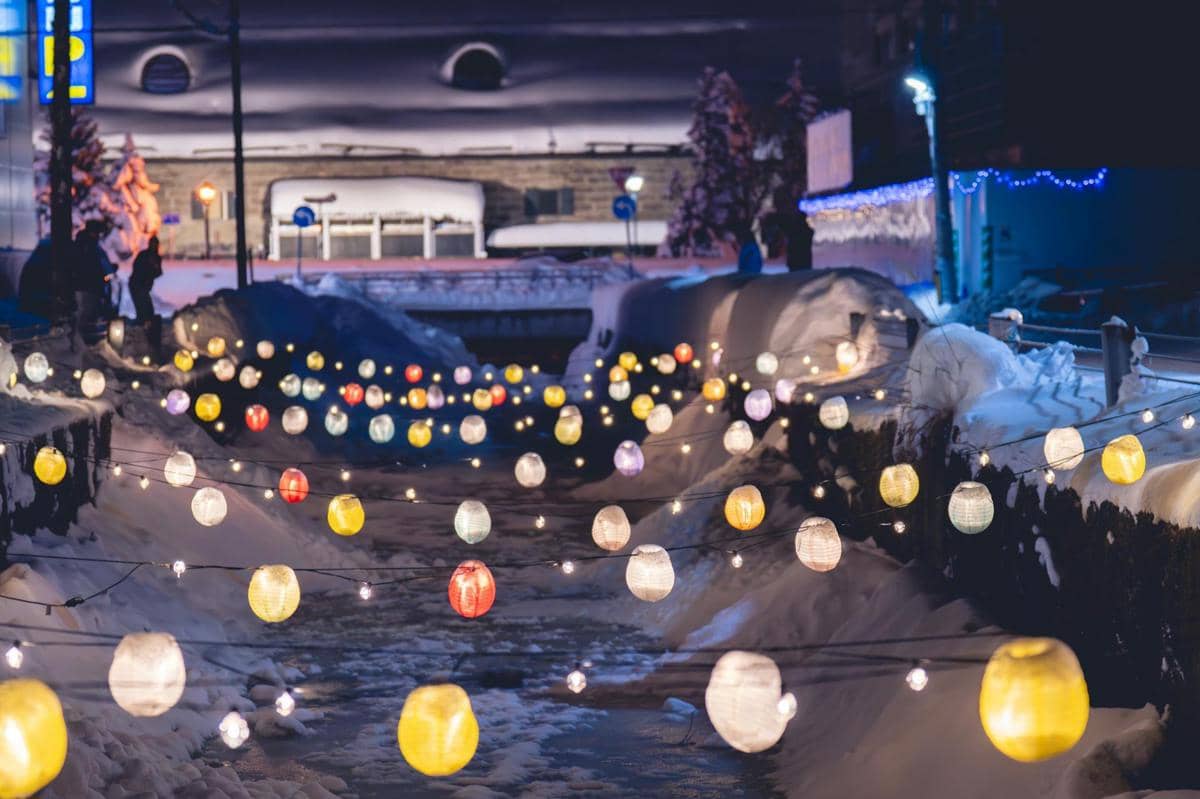 ilustrasi Otaru Snow Light Path