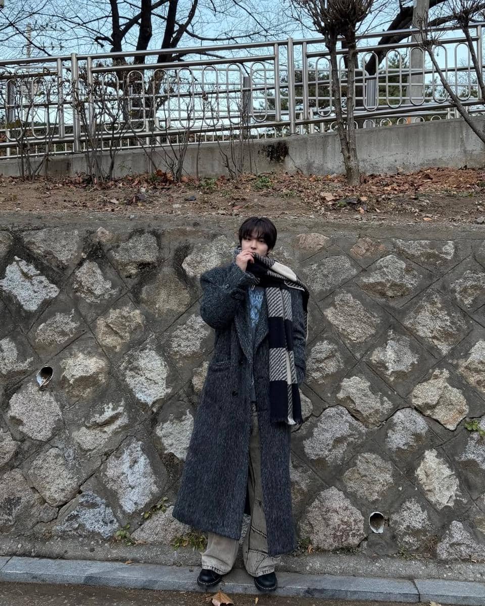 layering outer Kang Sung GHOST9