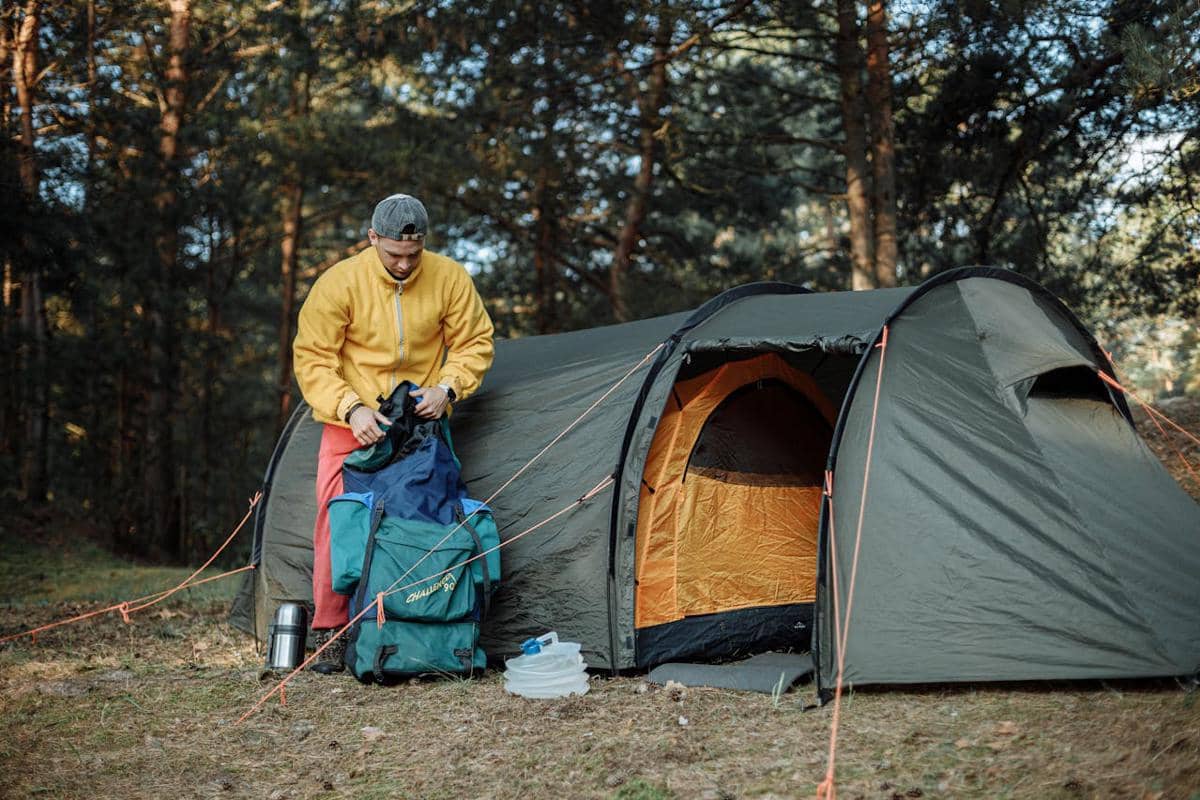 5 Tips Membawa Perbekalan Ramah Lingkungan saat Mendaki Gunung