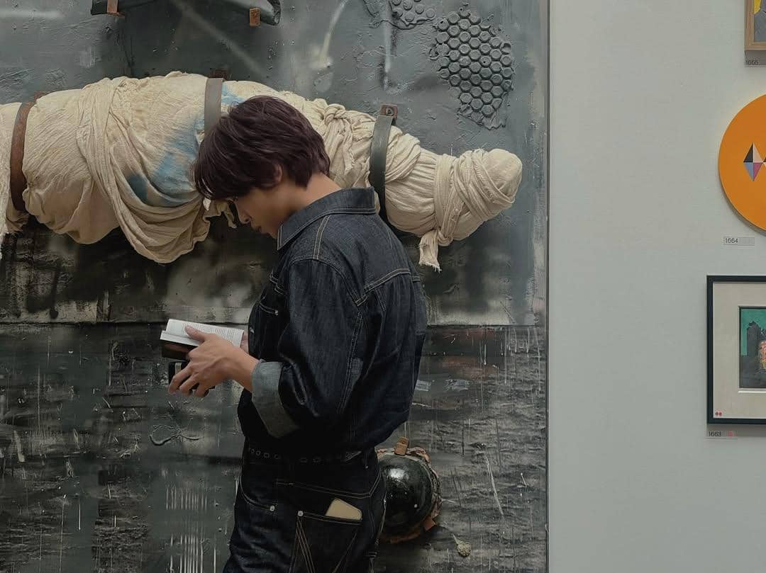 Outfit simple Haechan NCT