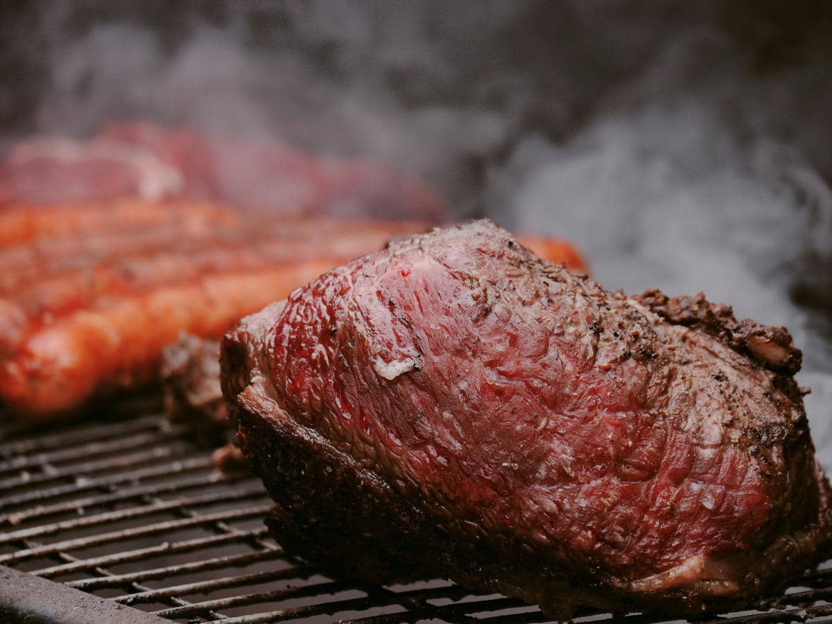 ilustrasi daging grill