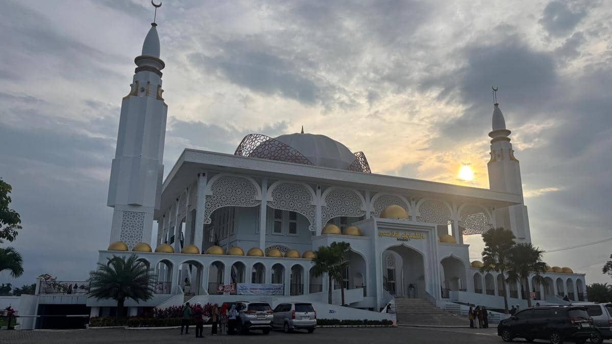 Masjid Al-Fatih Binjai (Mangara Wahyudi)