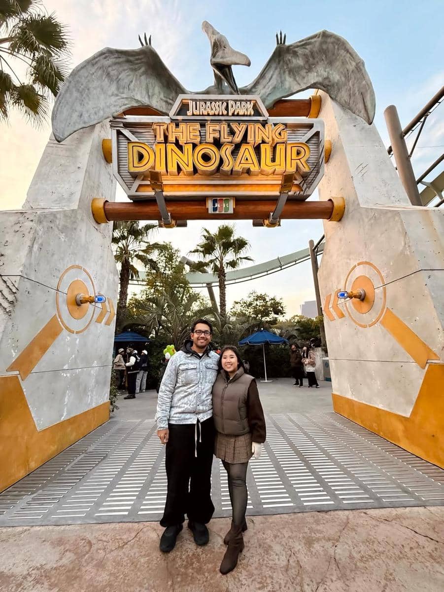 Kiky Saputri dan keluarga main di Universal Studio Jepang.