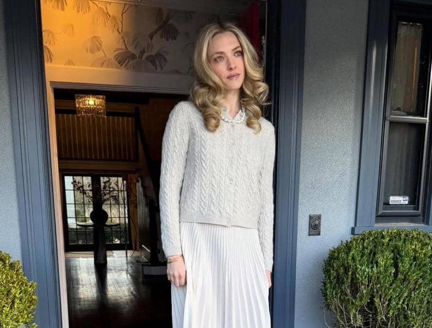 Inspirasi gaya rambut ala Amanda Seyfried 