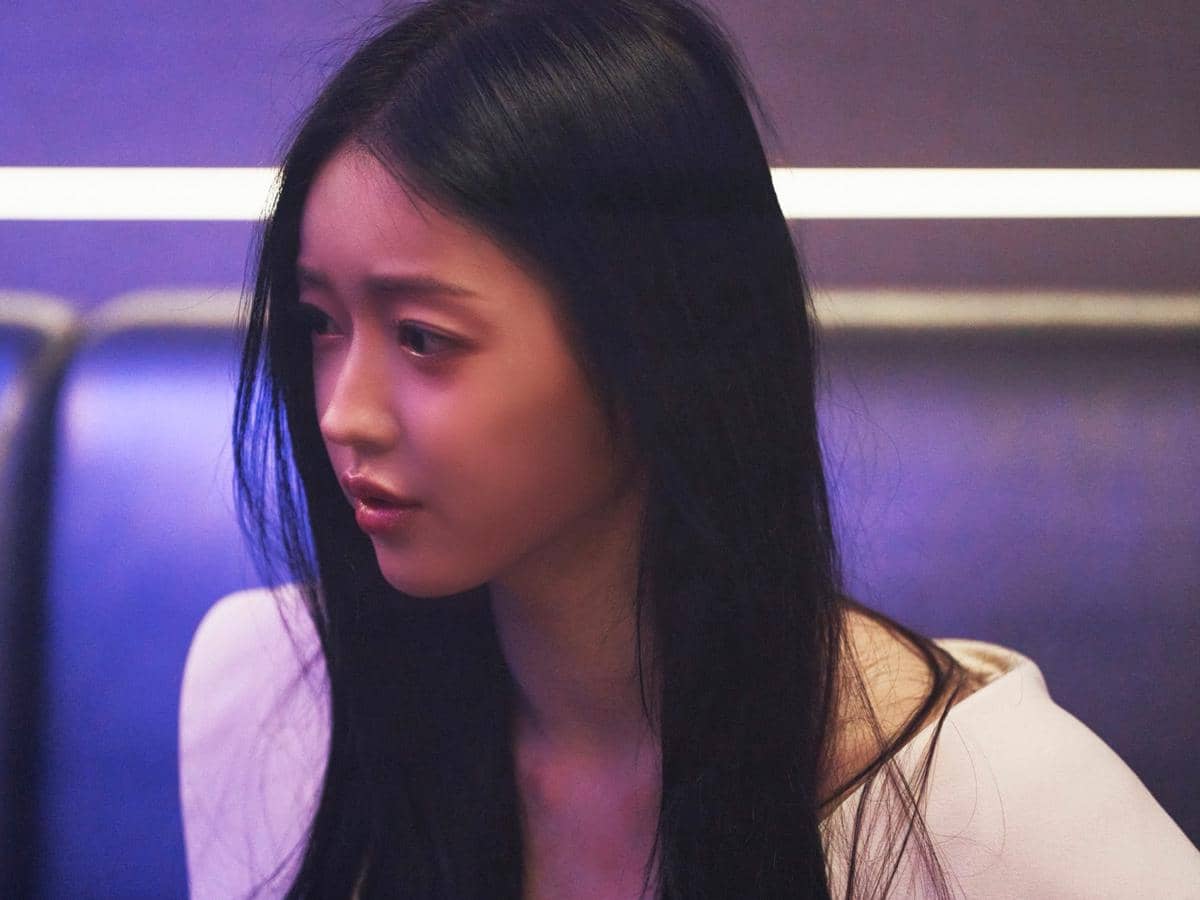 Cuplikan YooA Oh My Girl di Project Y