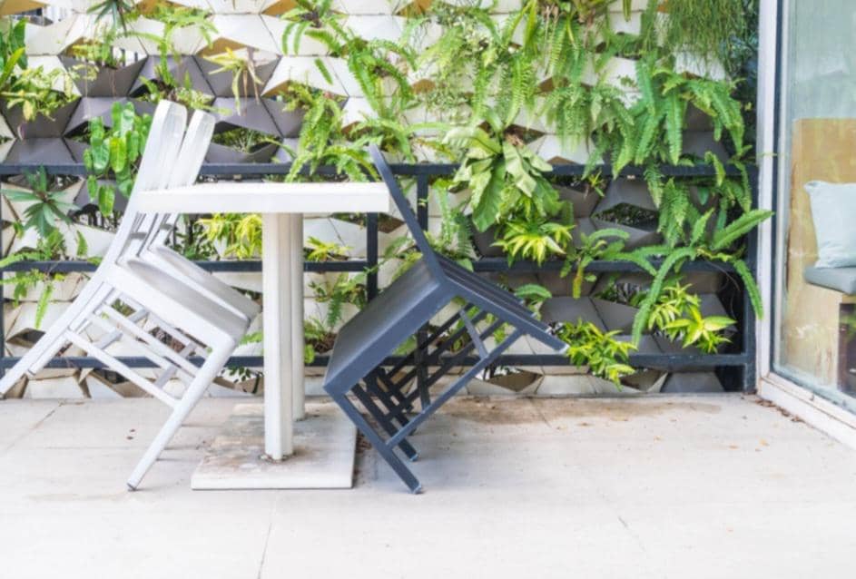 ilustrasi teras rumah