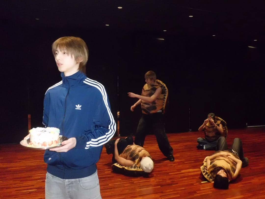 potret ulang tahun Juhoon CORTIS