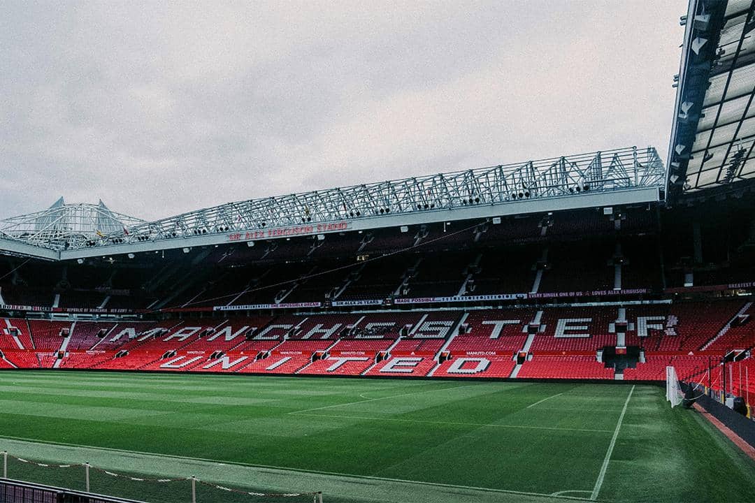 ilustrasi stadion Manchester United, Old Trafford