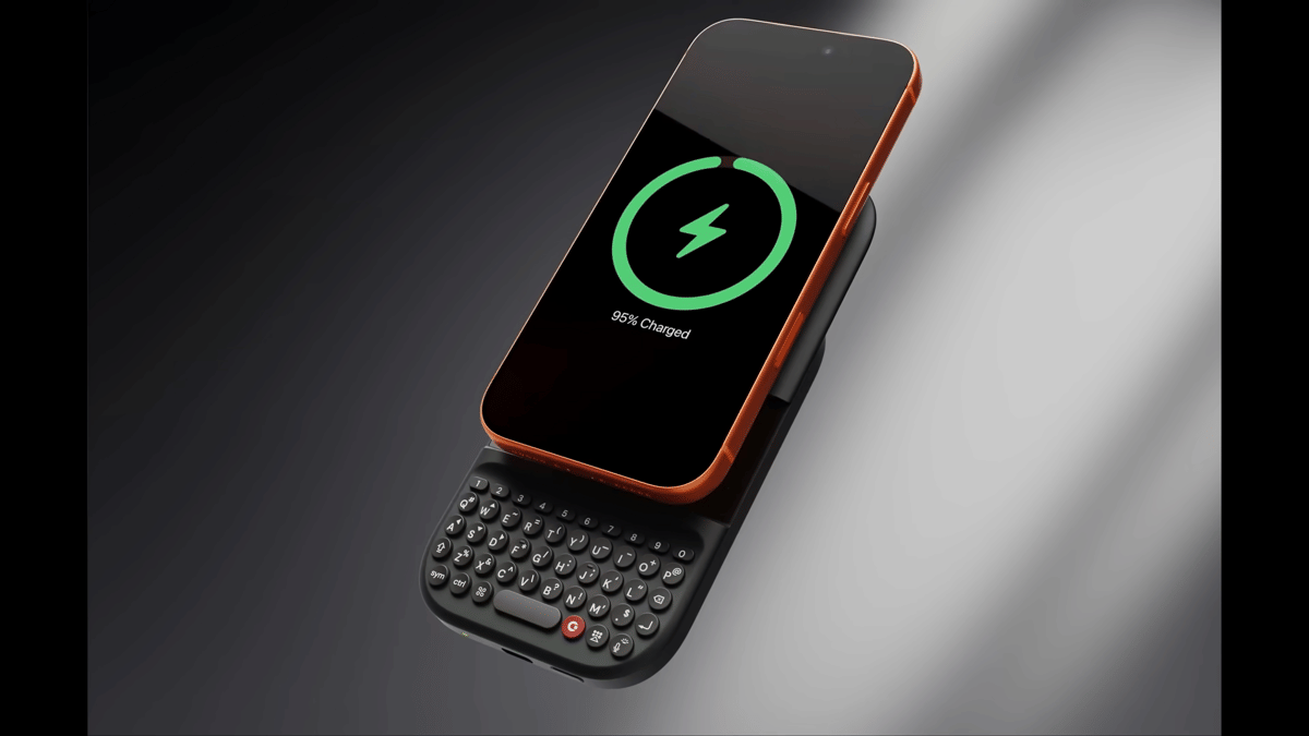 ilustrasi kekuatan baterai Clicks Communicator 