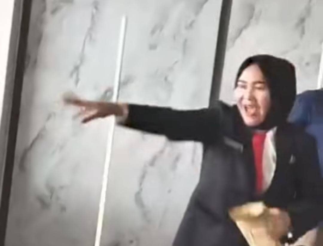 Video viral ASN di Muba joget dan saweran usai pelantikan. (Dok. IDN Times)