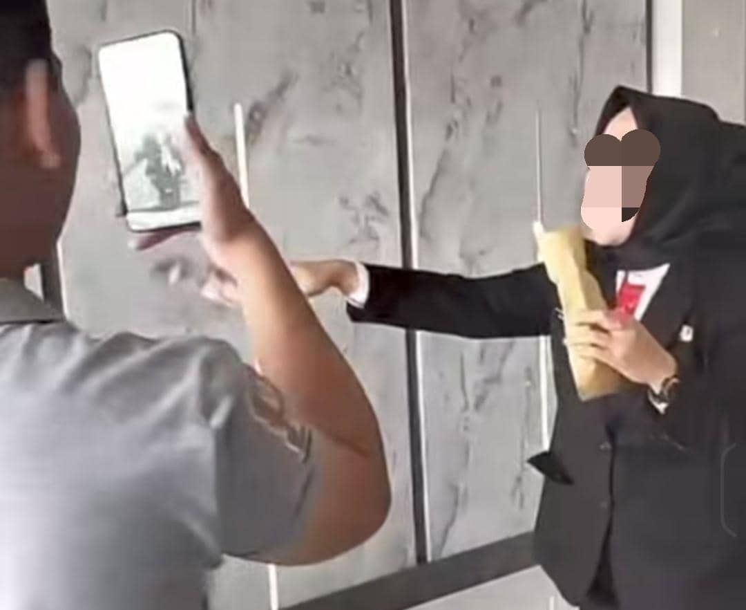 Video viral ASN di Muba joget dan saweran usai pelantikan. (Dok. IDN Times)