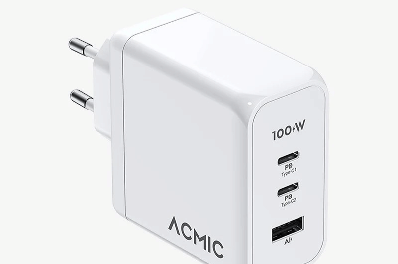 charger ACMIC
