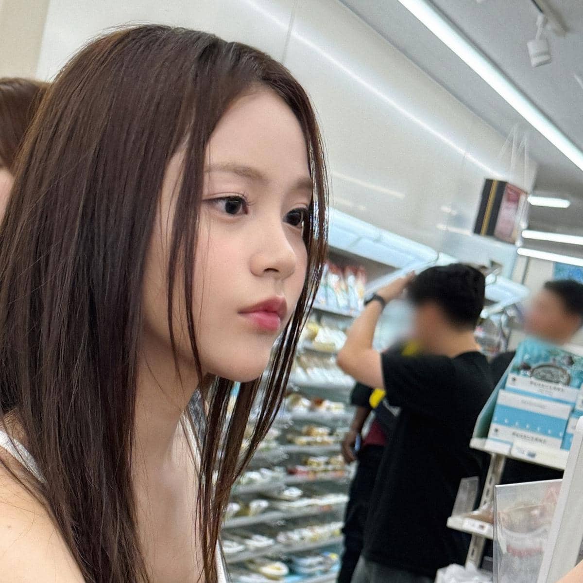 inspirasi makeup remaja Carmen Hearts2Hearts