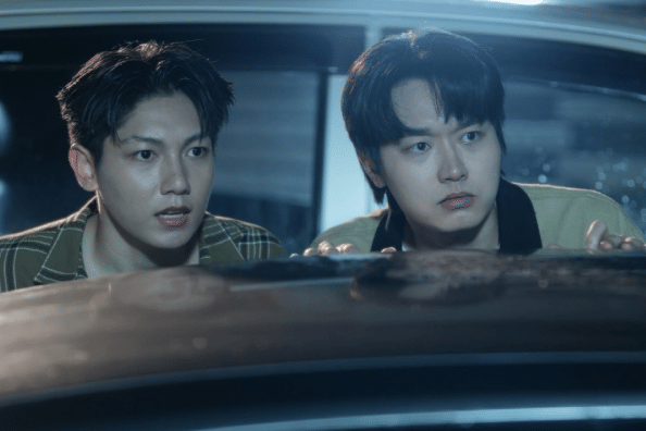 cuplikan The Love Never Sets