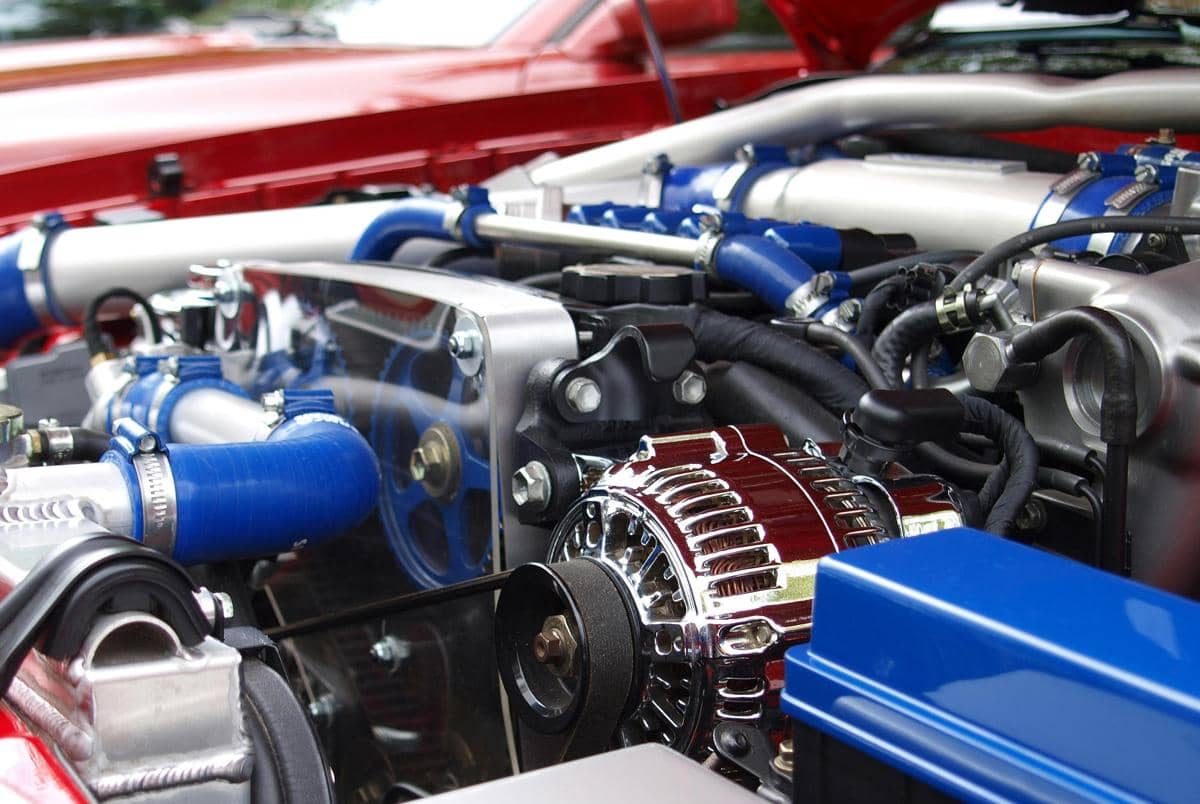 Ilustrasi mesin mobil yang terawat