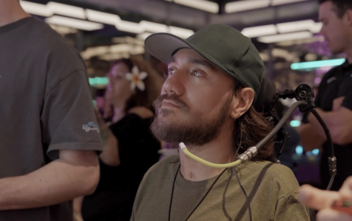 sosok Noland Arbaugh, seorang pasien quadriplegia