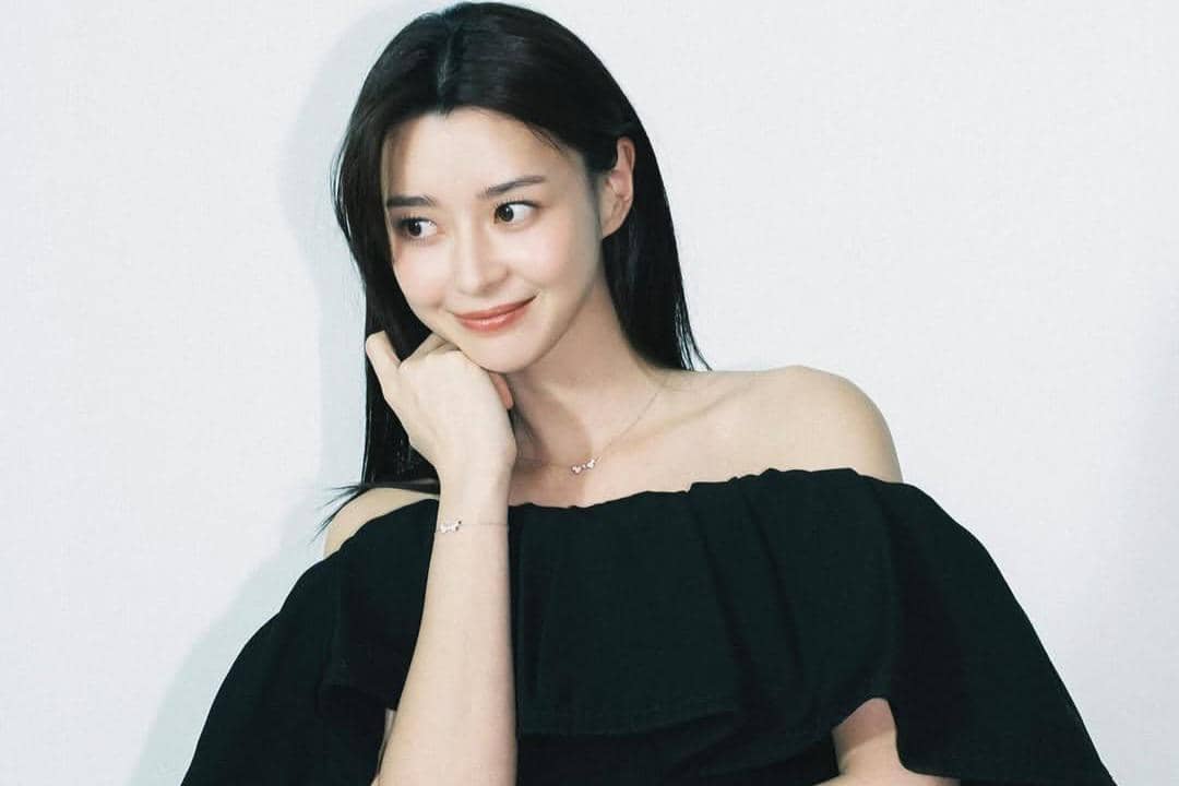 Nara eks Hello Venus