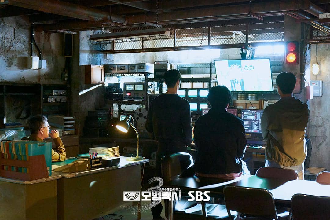 cuplikan drama Taxi Driver 3