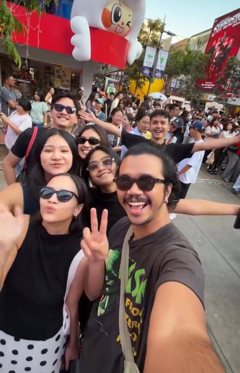 potret Baskara Mahendra liburan ke Bangkok bareng geng artisnya