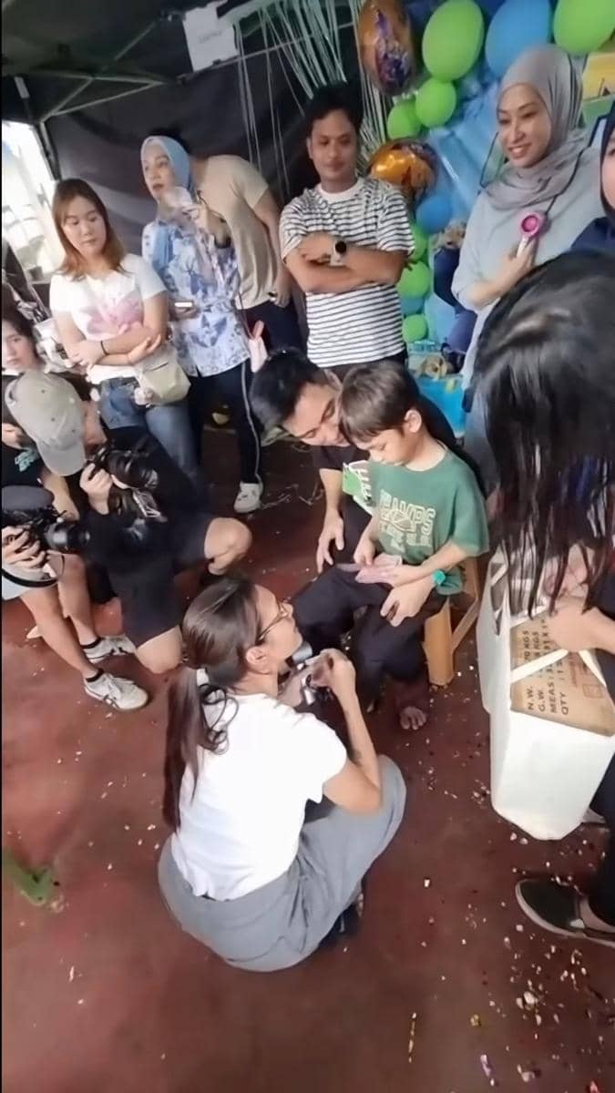 Potret Baim Wong rayakan ulang tahun Kiano di lokasi syuting