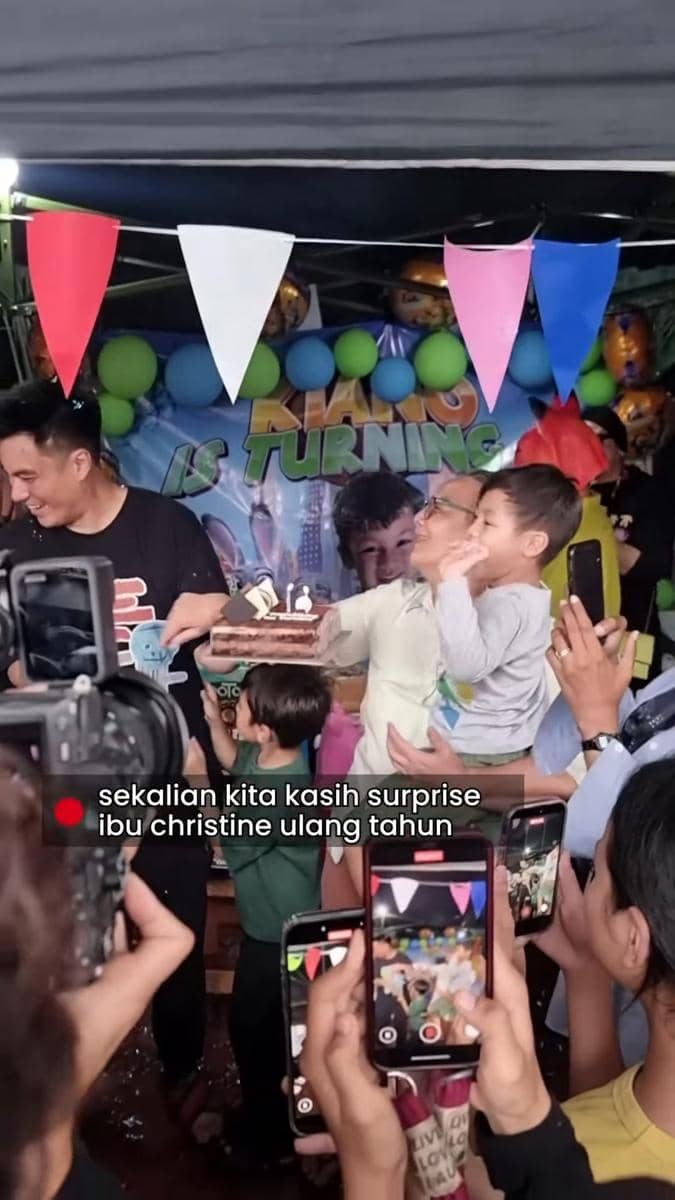 Potret Baim Wong rayakan ulang tahun Kiano di lokasi syuting