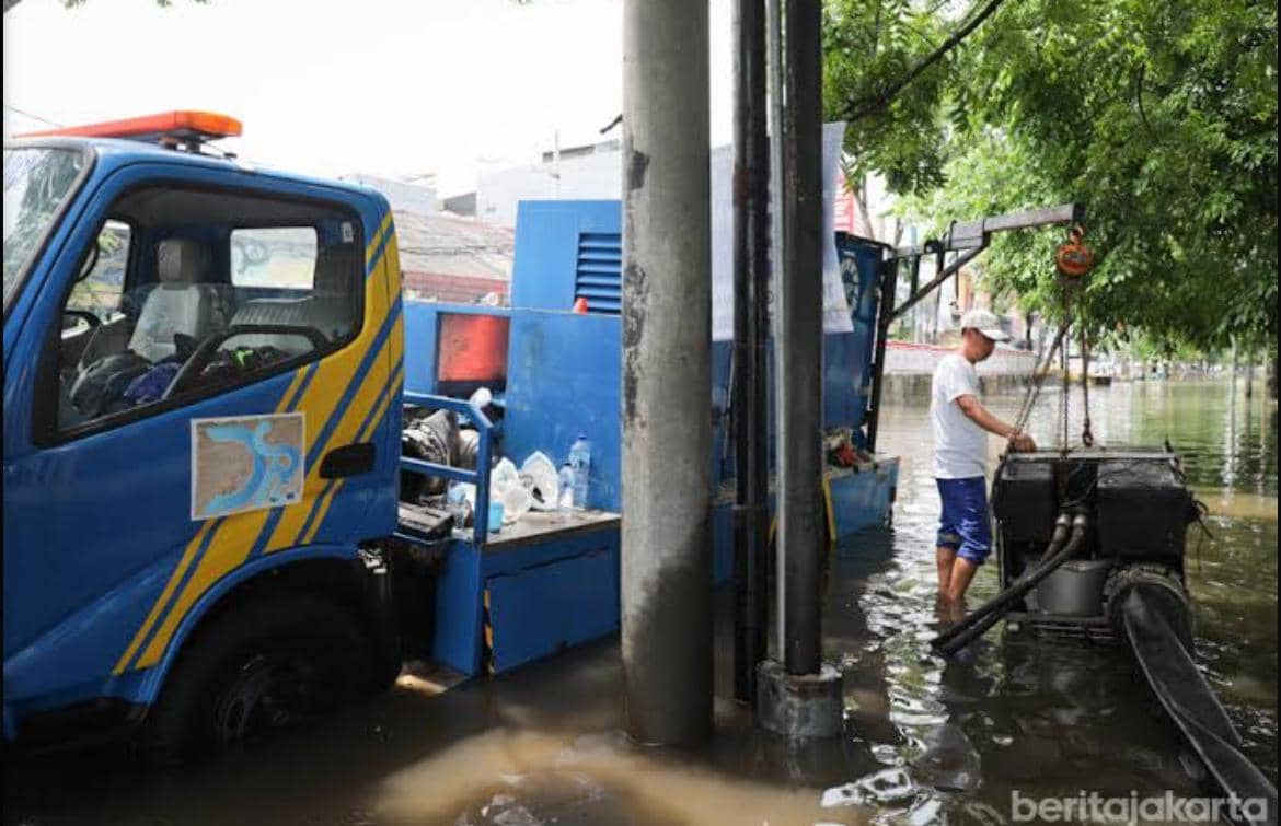 Tujuh Wilayah Berpotensi Terdampak Rob, Dinas SDA Siagakan Pompa, Tanggul Darurat, dan Pasukan Biru (dok. Pemprov DKI)