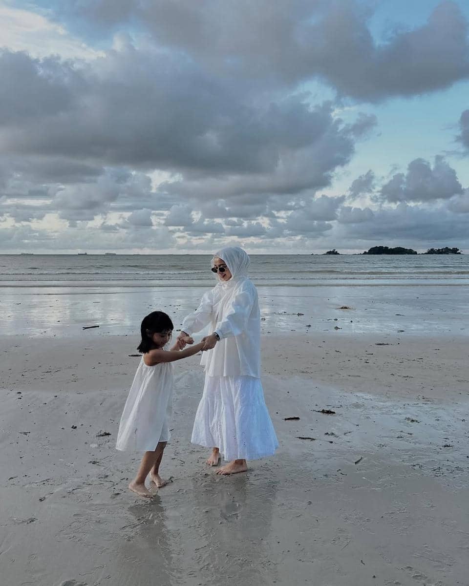 inspirasi OOTD ibu dan anak ala selebgram Joyagh