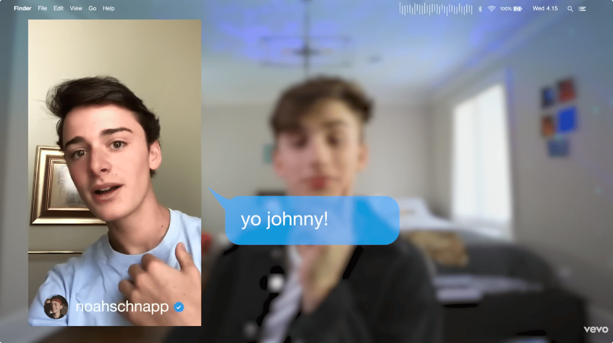 Noah Schnapp dalam video klip "See You".