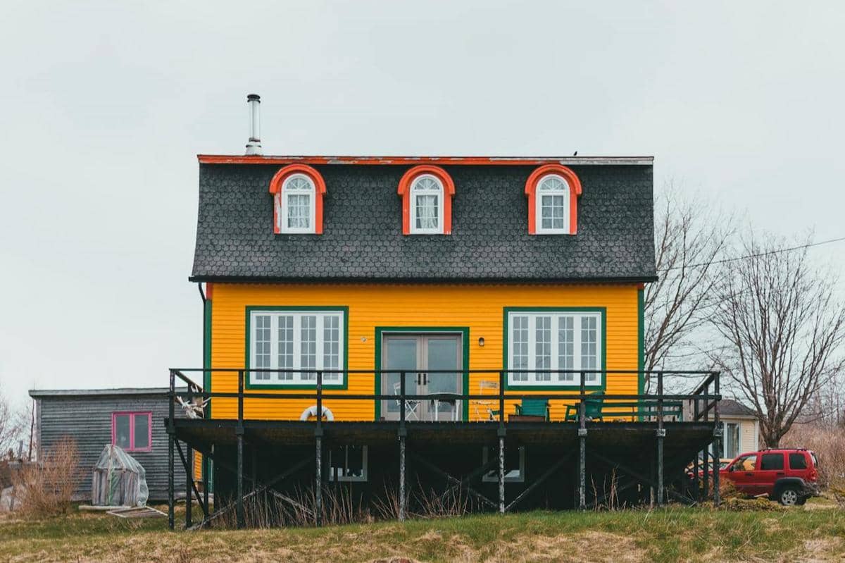 ilustrasi rumah panggung