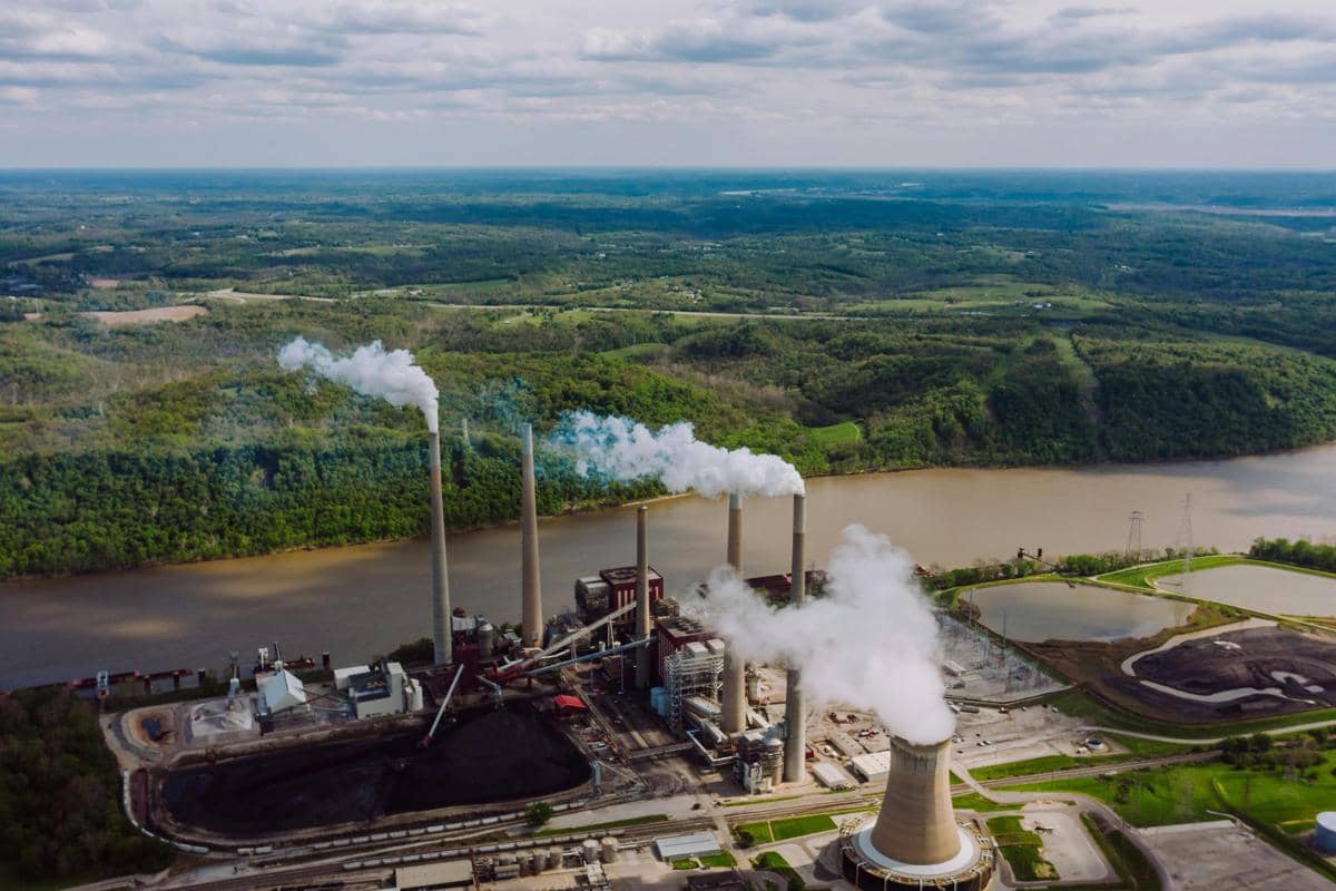 Ilustrasi Industri Gas 