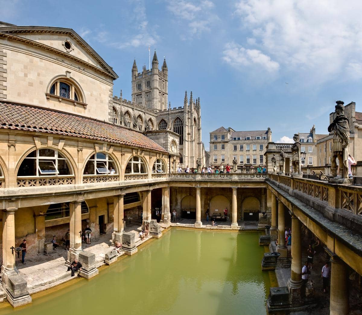 Roman Baths di City of Bath, Inggris, salah satu kota dalam The Great Spa Towns of Europe yang diakui UNESCO