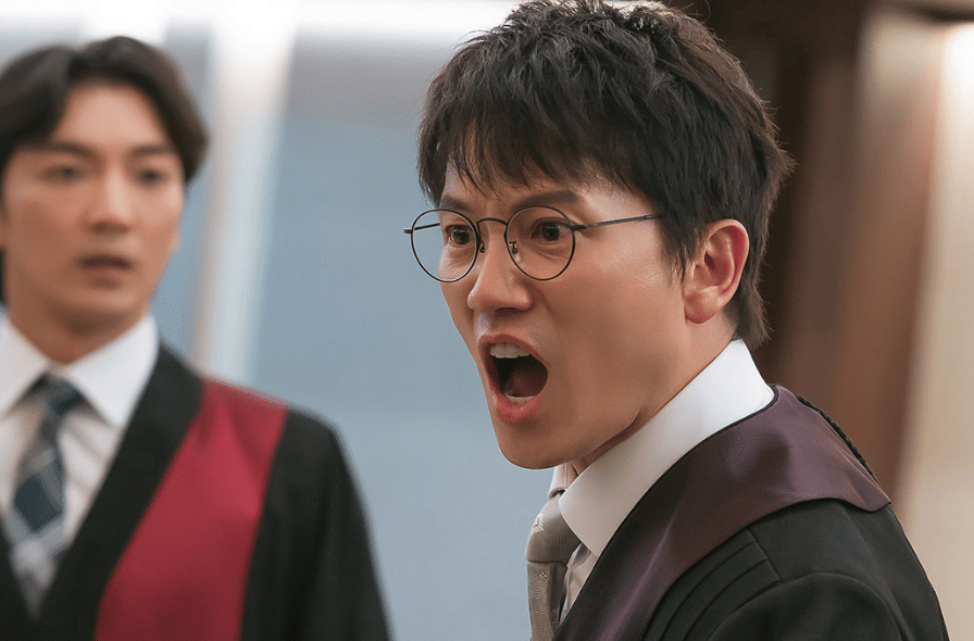 Cuplikan drama Korea The Judge Returns