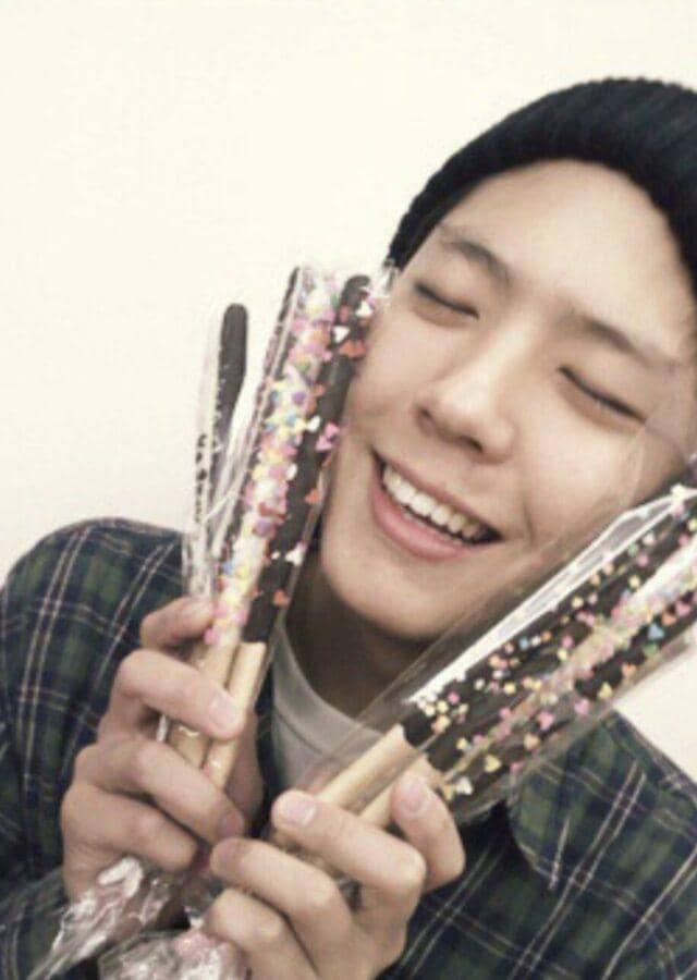 potret predebut Park Bo Gum saat pacaran viral