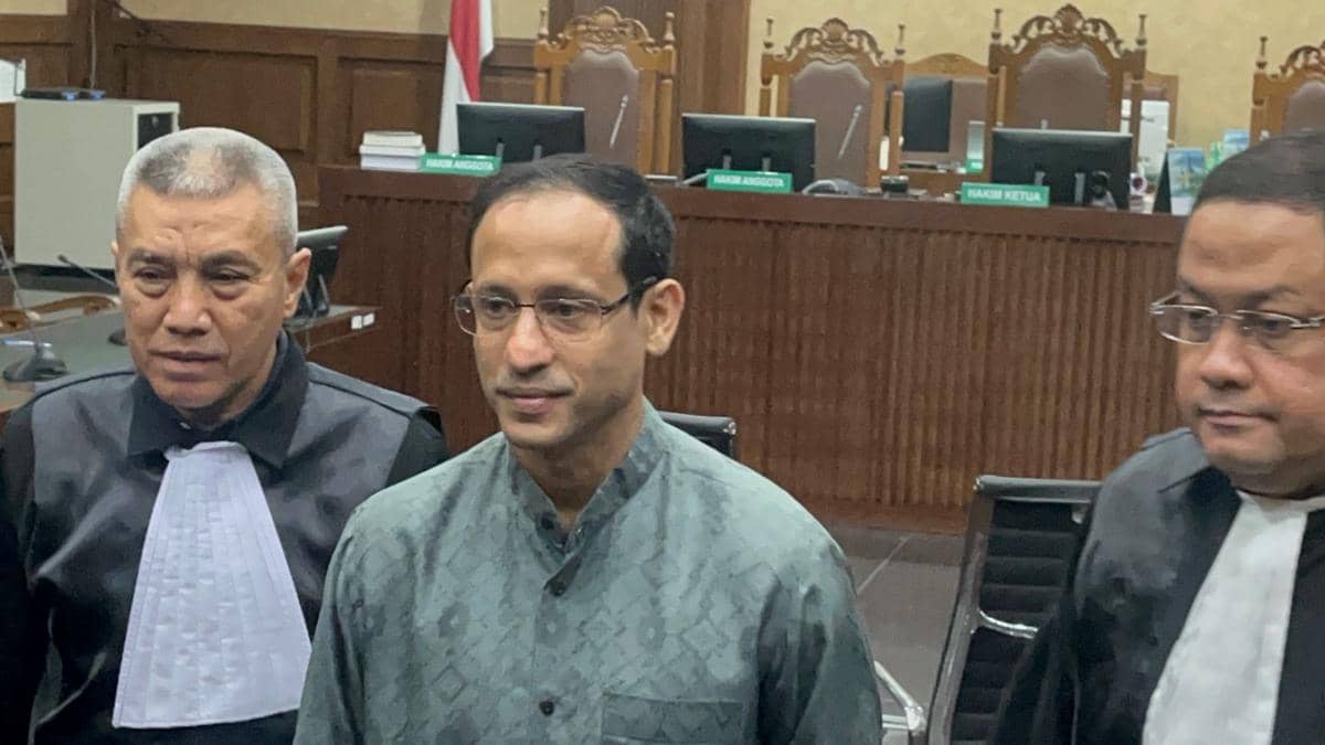 Nadiem Makarim didakwa merugikan negara Rp2,1 triliun dalam pengadaan Laptop Chromebook