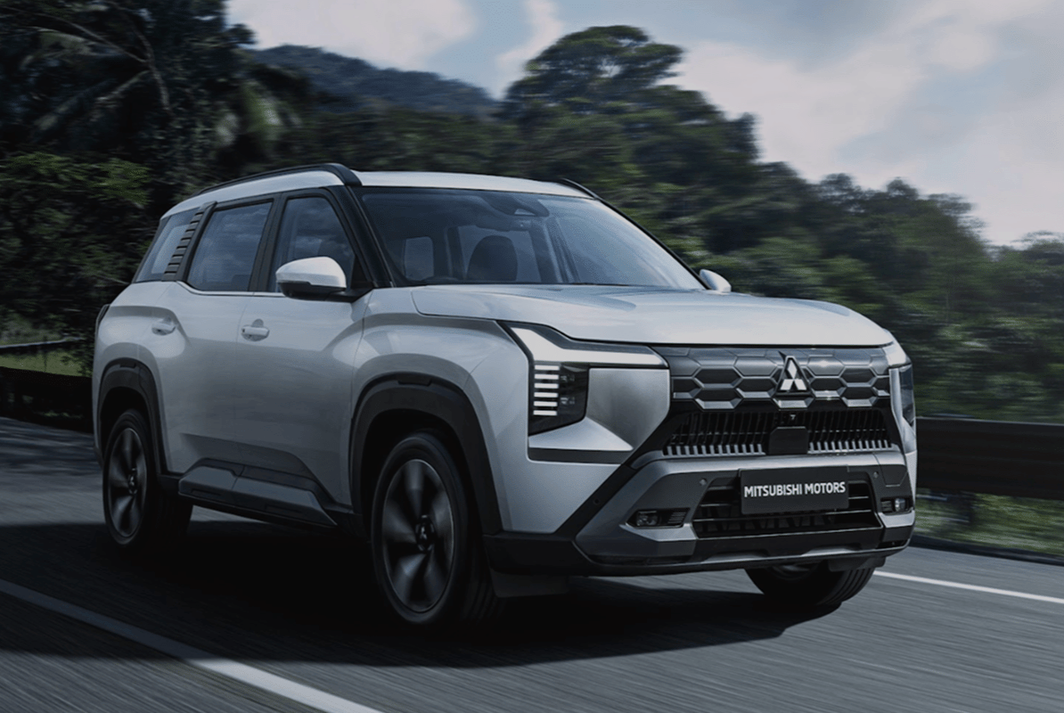 Pajak Mitsubishi Destinator Berdasarkan Seri dan Tahunnya