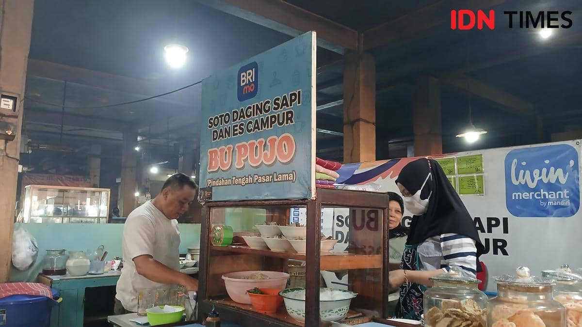 Soto sapi bu pujo, pasar beringharjo 
