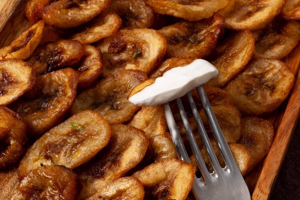 ilustrasi caramelized banana