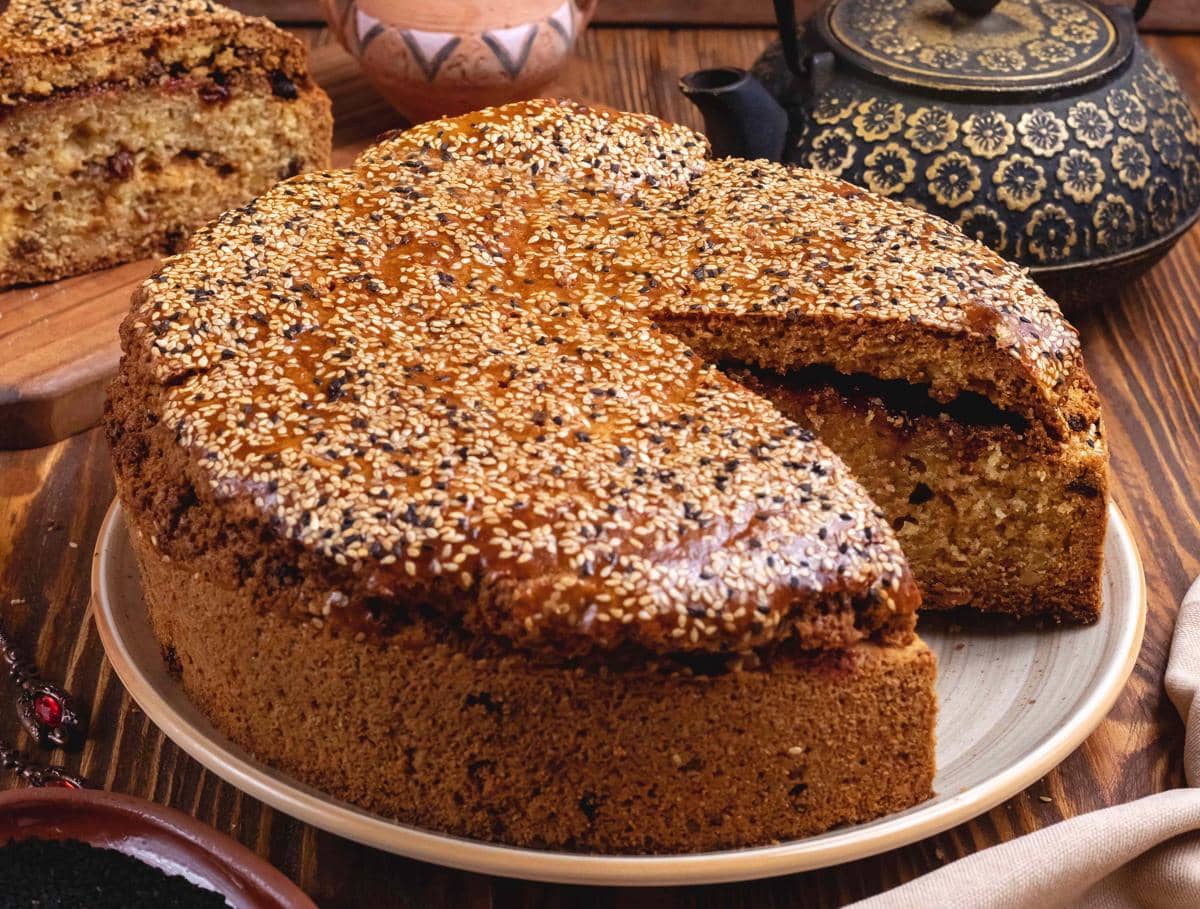 Tahini cake