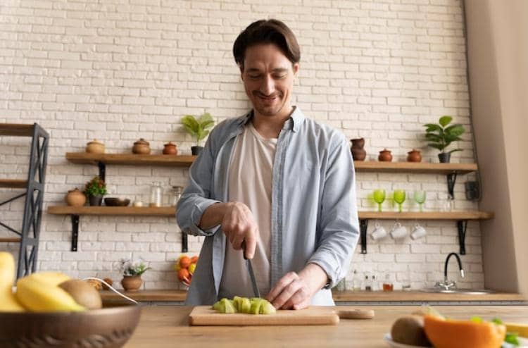 ilustrasi pria melakukan meal preparation