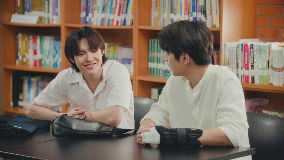 cuplikan Head 2 Head